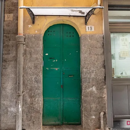 La Casetta Agli Orefici By Domusextra * Naples